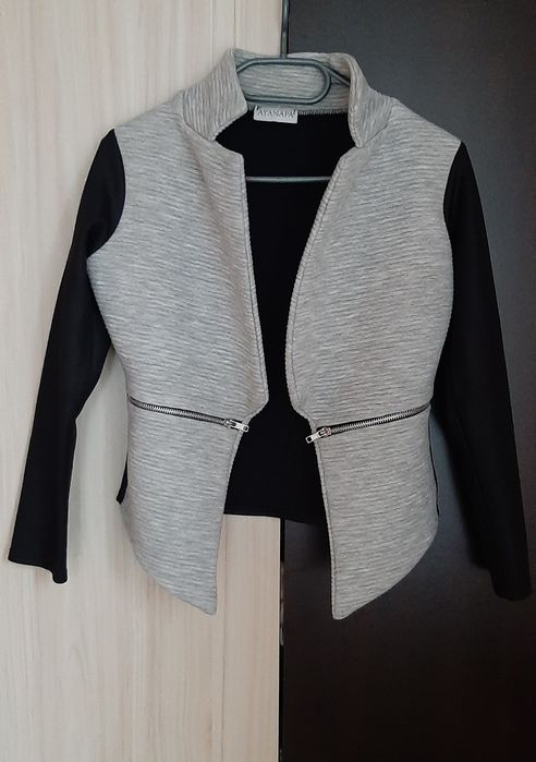 Ежедневно сако в два цвята