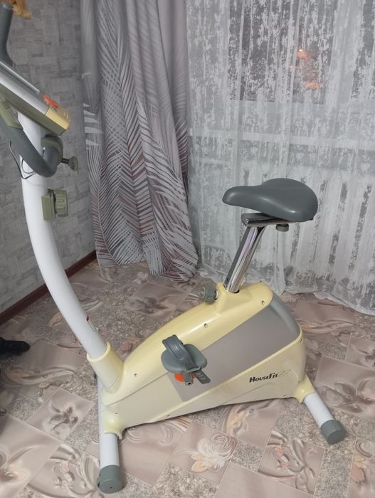 Велотренажёр  профессиональный