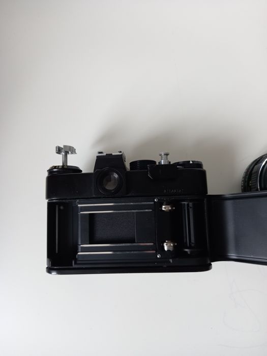 Aparat foto pe film Zenit 11 + obiectiv Helios 44M-4 58mm f/