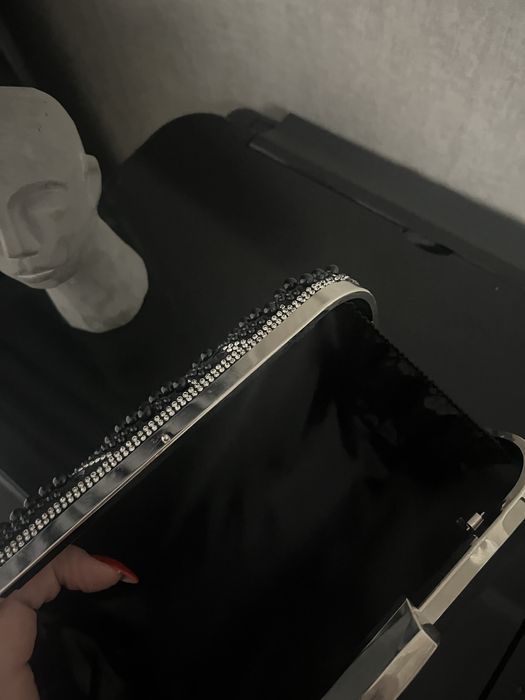 Чисто нова чанта