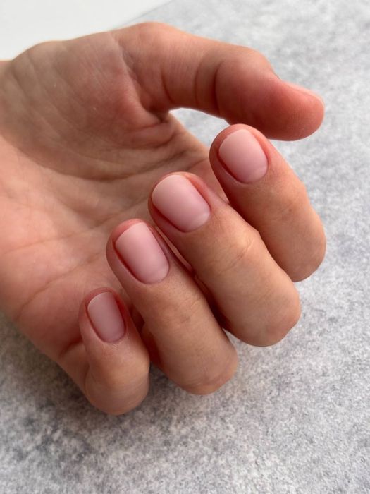 Маникюр-педикюр