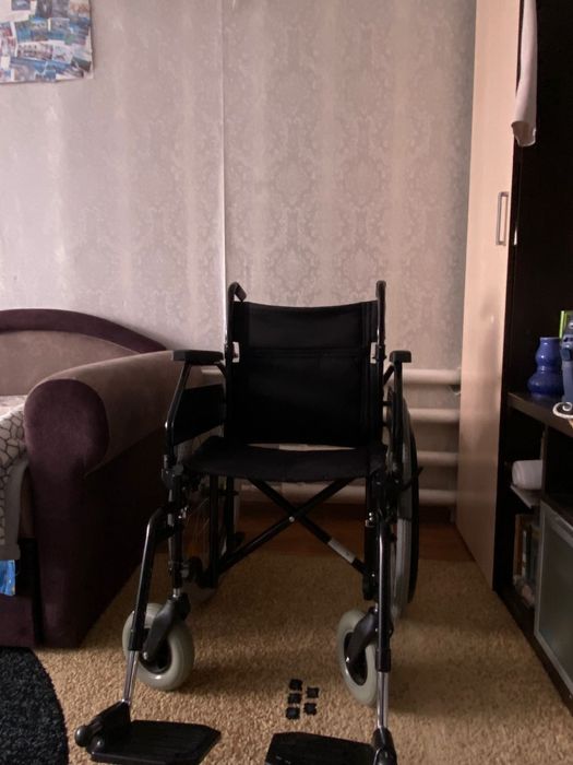 Продается инвалидная каляска