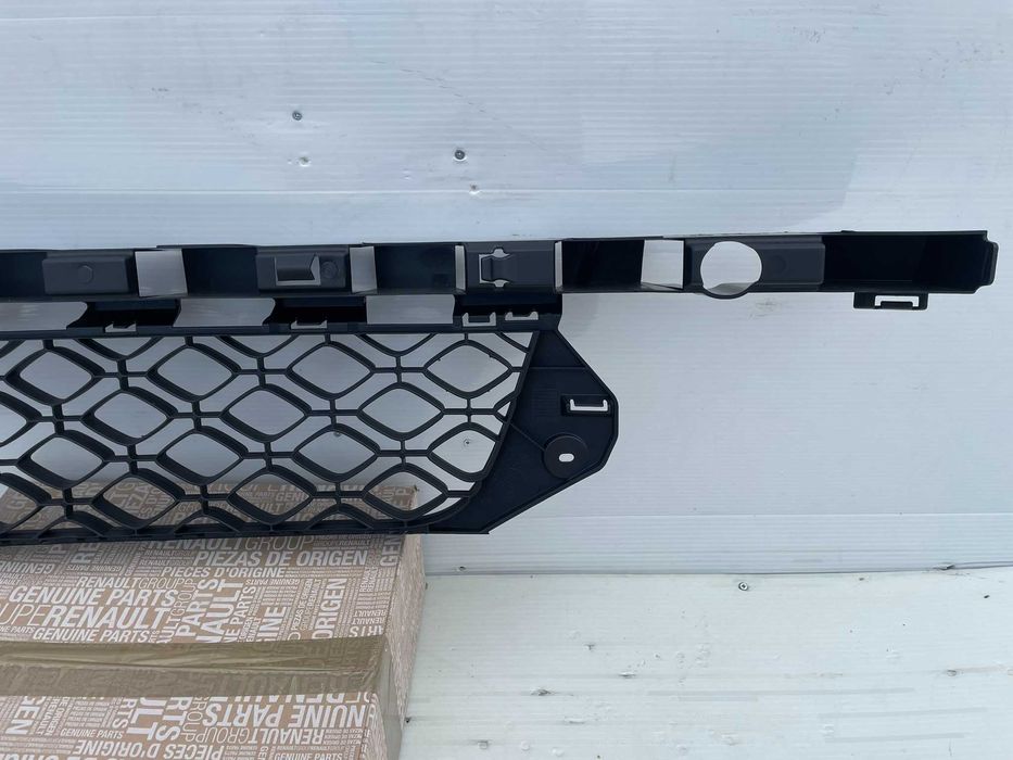 Grila bara fata Renault Megane 3 GT 2012-2014 noua originala Renault