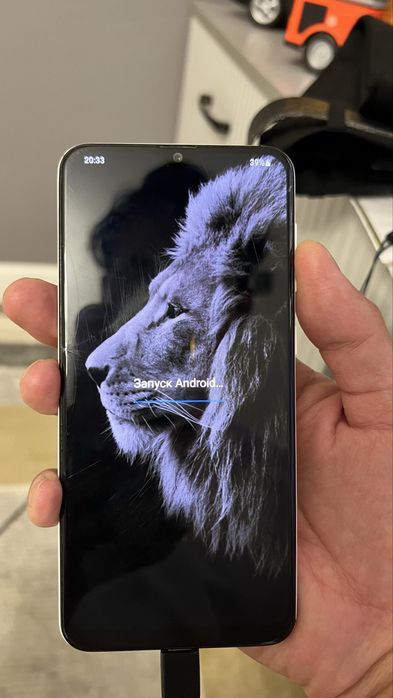 Продам Samsung A30