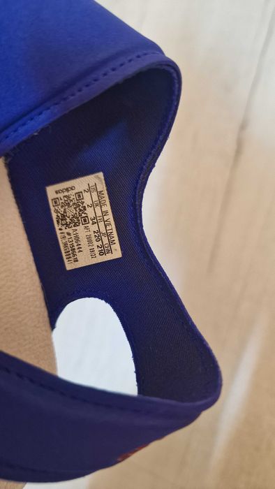 Adidas 34 номер Детски оригинални сандали за момче