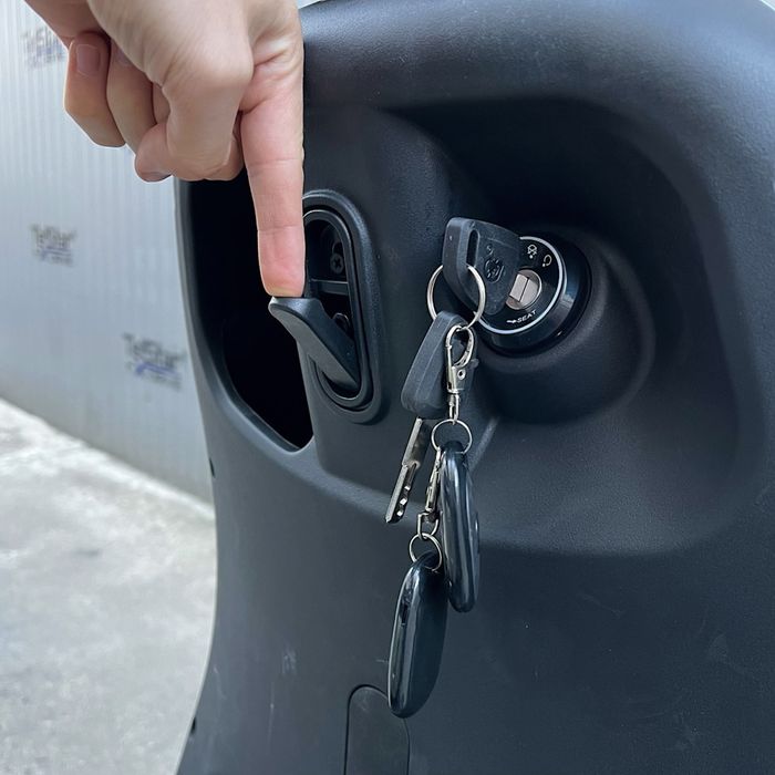 Триместна електрическа триколка Luxor 2 2000W 60V23Ah ново