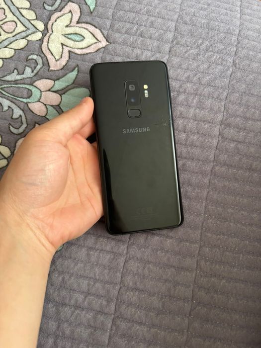 Samsung s9plus продам