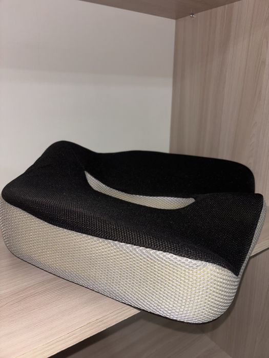 Подушка на стул для правильной осанки