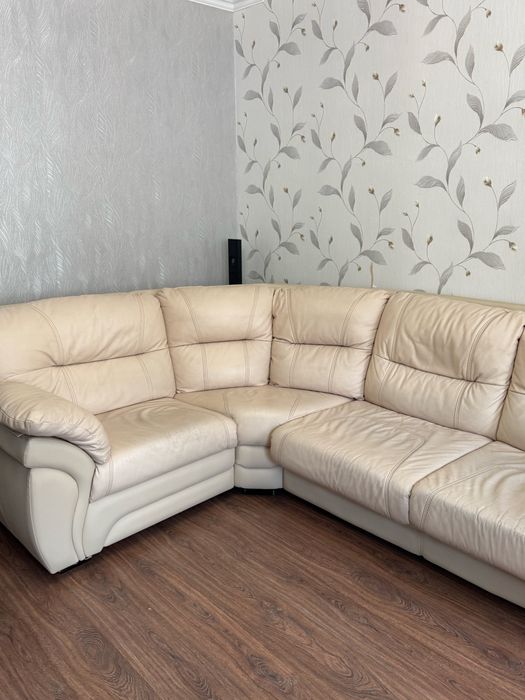 Продам Диван с креслом