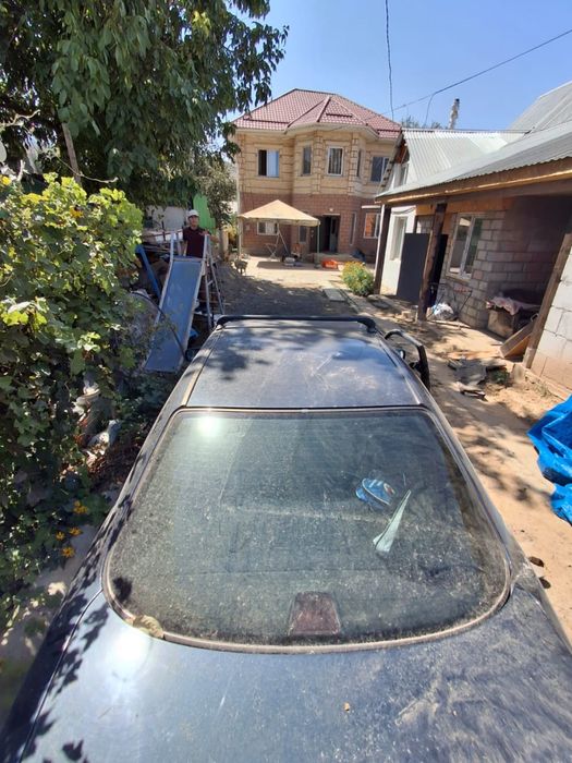 Запчасти Мерседес Бенц Е200