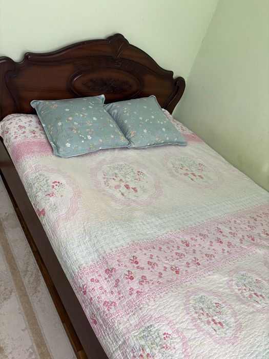 Екі адамдық диван кровать сатамын