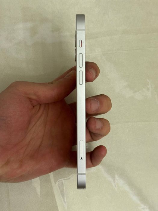 Iphone 12 продаётся