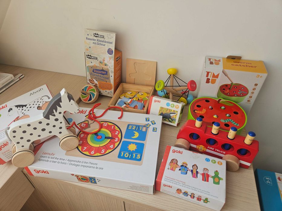 Комплект дървени образователни играчки Goki, Timbu и др.