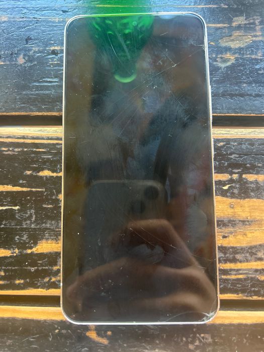 Samsung s22 перфектен