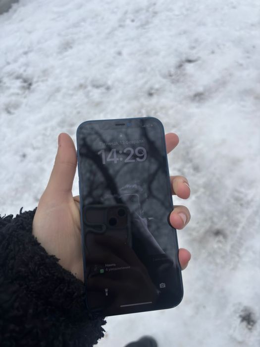 Iphone 12 в хорошем состоянии