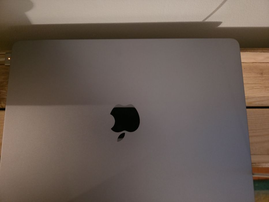 Macbook m2 256гб