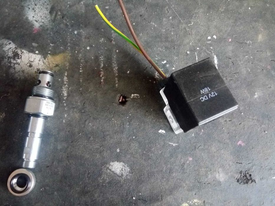 Electrovalva pompa sistem basculare 12v Ford / Iveco / Mercedes/ Vw