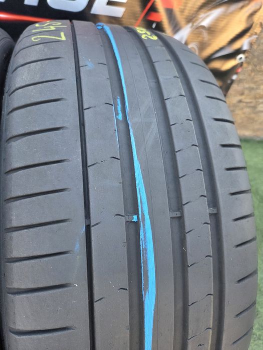 245 35 20 Pirelli