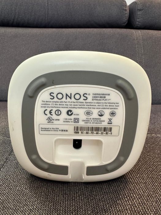 Sonos Roam Sonos Era 300 Sonos Play One