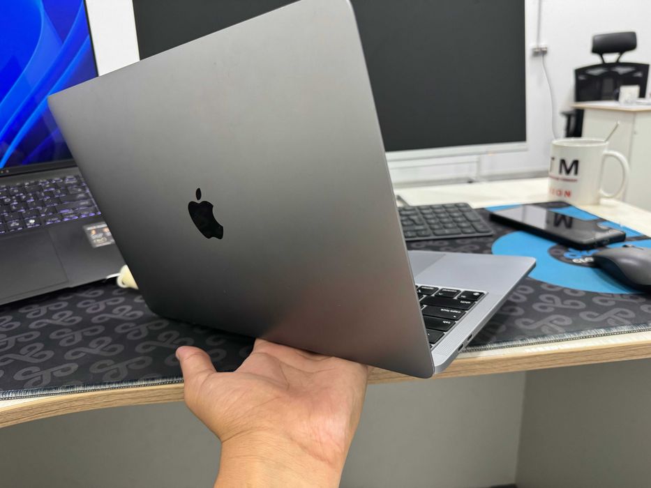 MacBook Pro M1, 16 / 512 GB, 81% yomkost, 13.3 inch.