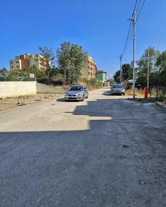 Дава се под наем Гараж / Паркомясто в Варна, м-т Пчелина - 13 кв.м за 10473.36 € - Снимка #5