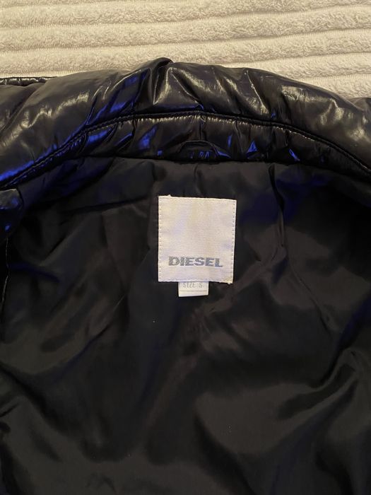 DIESEL елек/грейка оригинална.Носена,но в перфектно състояние