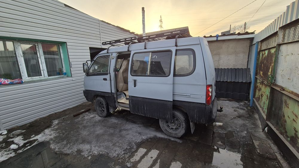 Машина FAW 6350..