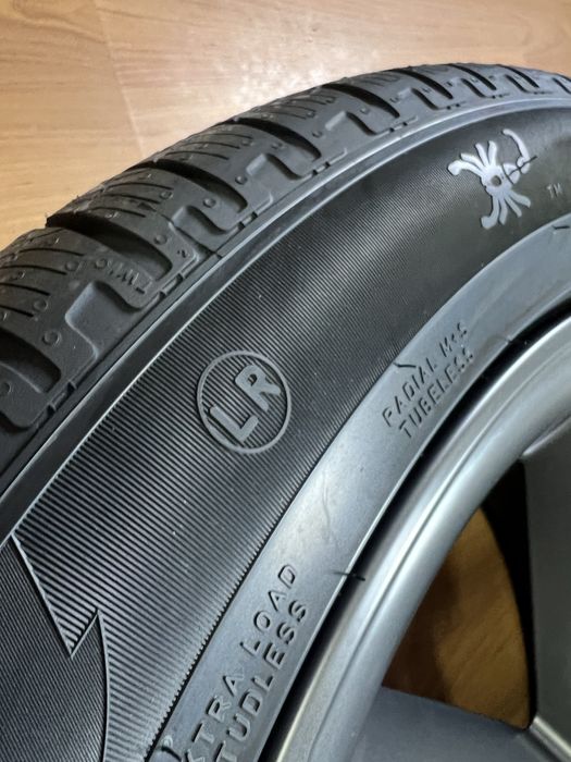 Jante Iarna Pirelli 2025 0km Range Rover L460/461 Sport 285 45 22 LR