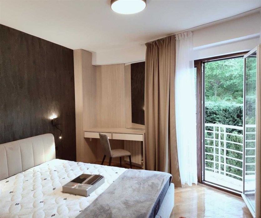 Дава се под наем Двустаен апартамент в Бургас, Лазур - 50 кв.м за 204 € - Снимка #1