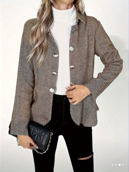 Стильный теплый жакет.