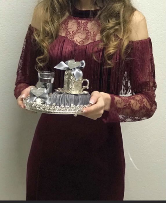 Рокля от кадифе