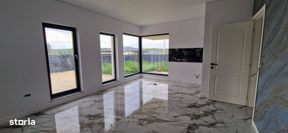 Casa 3  camere INTABULATA 70 mp.  Bucium Visan 140000 euro