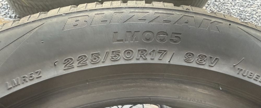 4бр 225/50/17 на 6мм с 19дот Бриджстоун