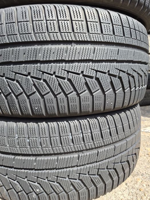 4бр. 265 40 21 Hankook зимни.