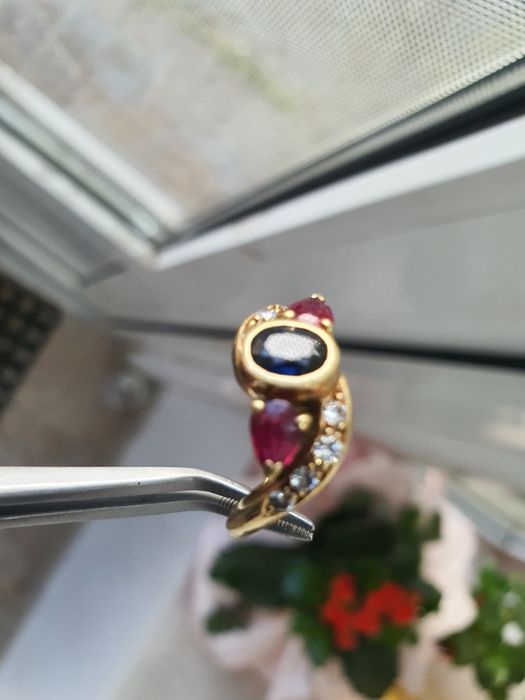 Inel aur 18 k cu safir albastru naturalcentral