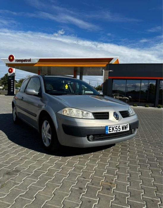 RENAULT MEGAN 1.4 бензин
