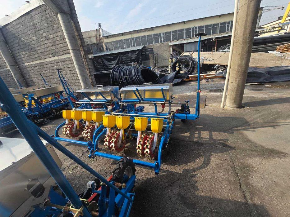 Сеялка чигит экиш учун, плёнка ва капелний лента ёткизади, 60 млн сум