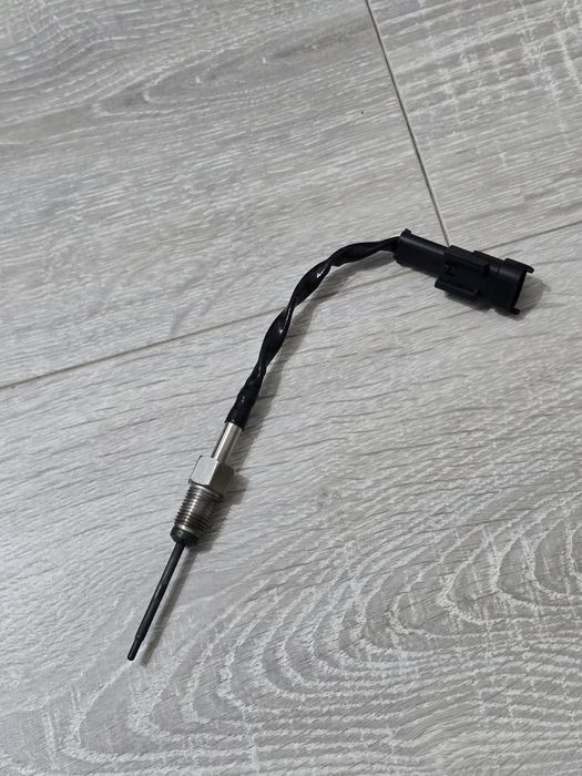 Senzor temperatură gaze evacuare Hyundai/Kia 2.0 & 2.2 CRDi 39220-2F600