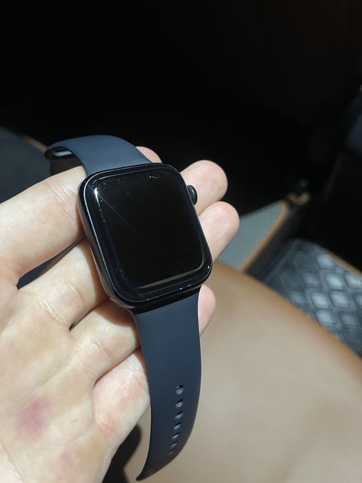 Продам apple watch series 7
