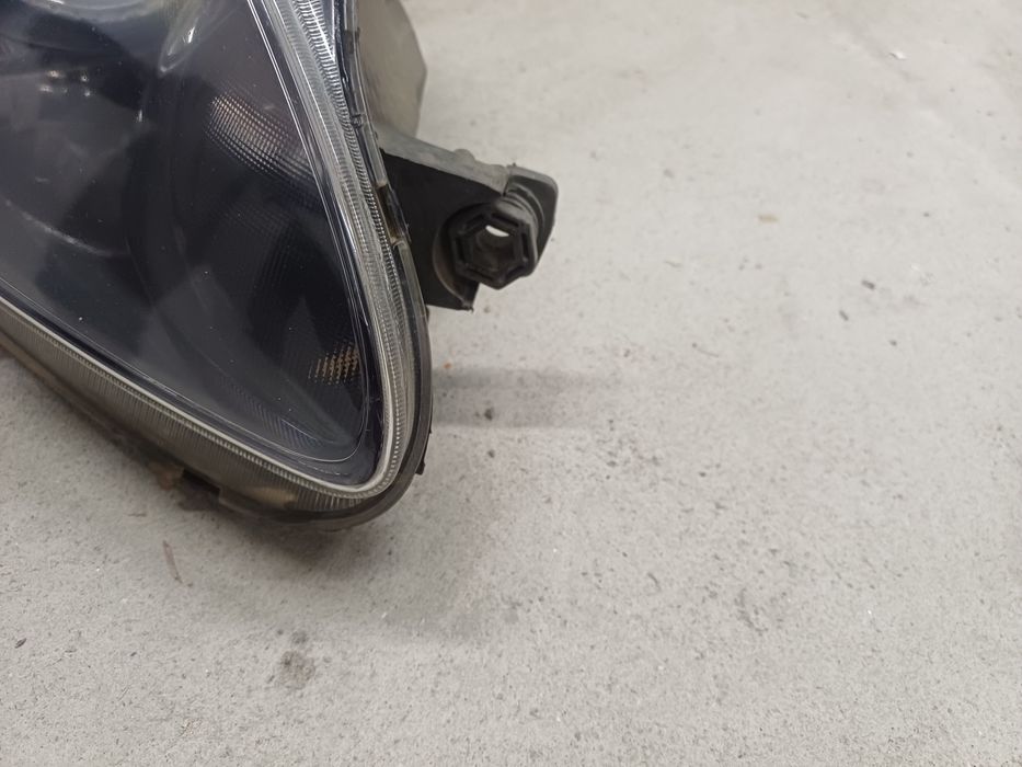 Десен фар за сеат леон и алтеа 2008 година