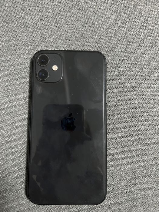 IPhone 11 на 64 гб в отличном состояний