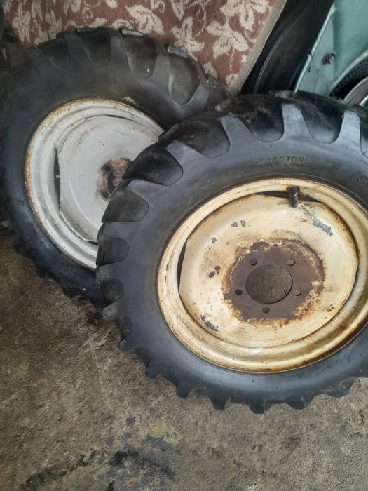 Jante R12 pentru tractoras/motocultor