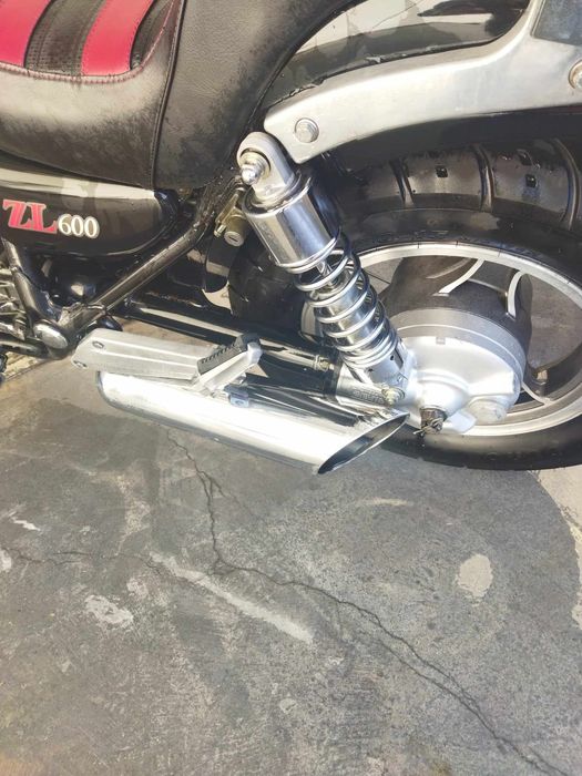 Kawasaki ZL 600 Dominator