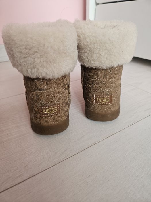 UGG Детски ботуши