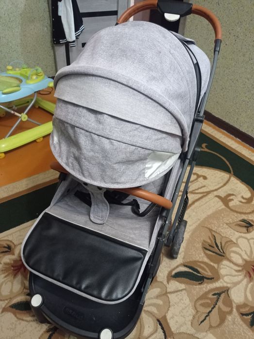 Коляска легкая СРОЧНо