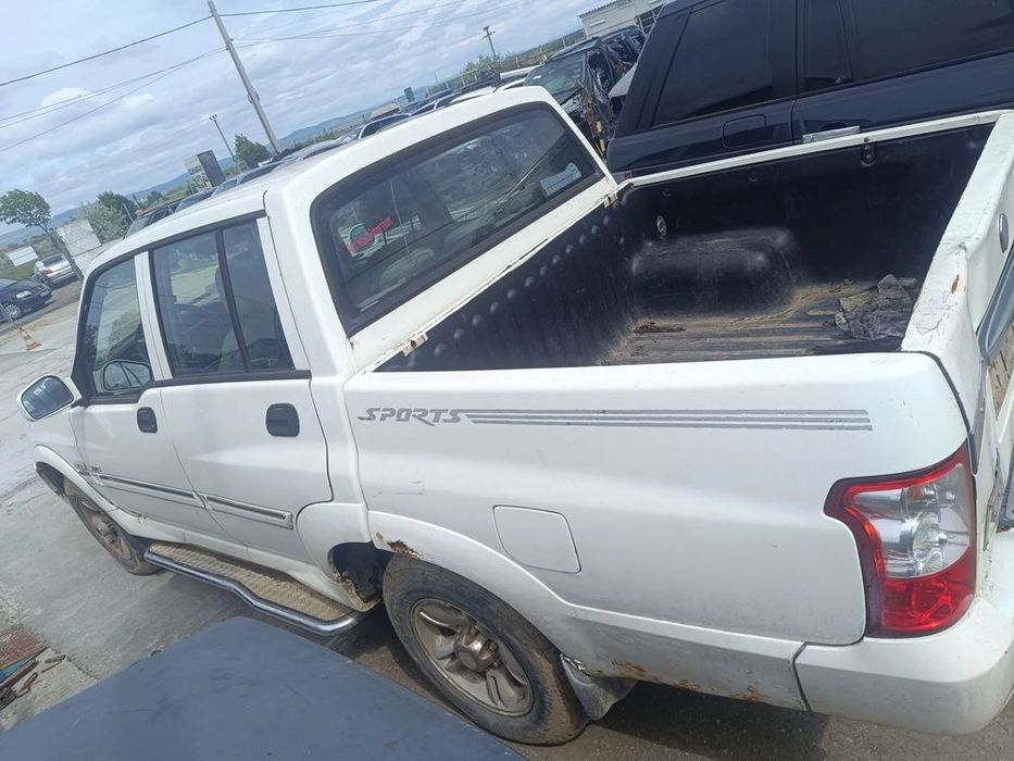 Dezmembrez ssangyong musso sport și normal 2.9tdi și 2.3benzina