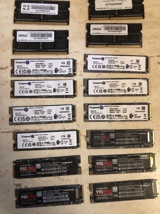 De vanzare ssd samsung 990 de 4 tb bluk noi