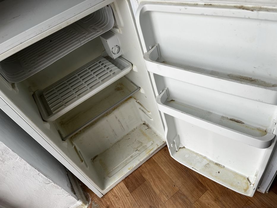 холодильник мальенкий