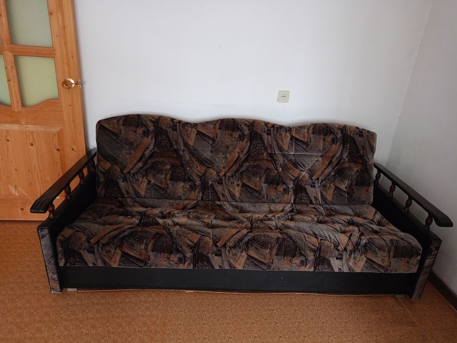 Продам диван б/у