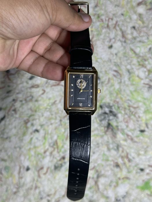 Uzb watch sotiladi